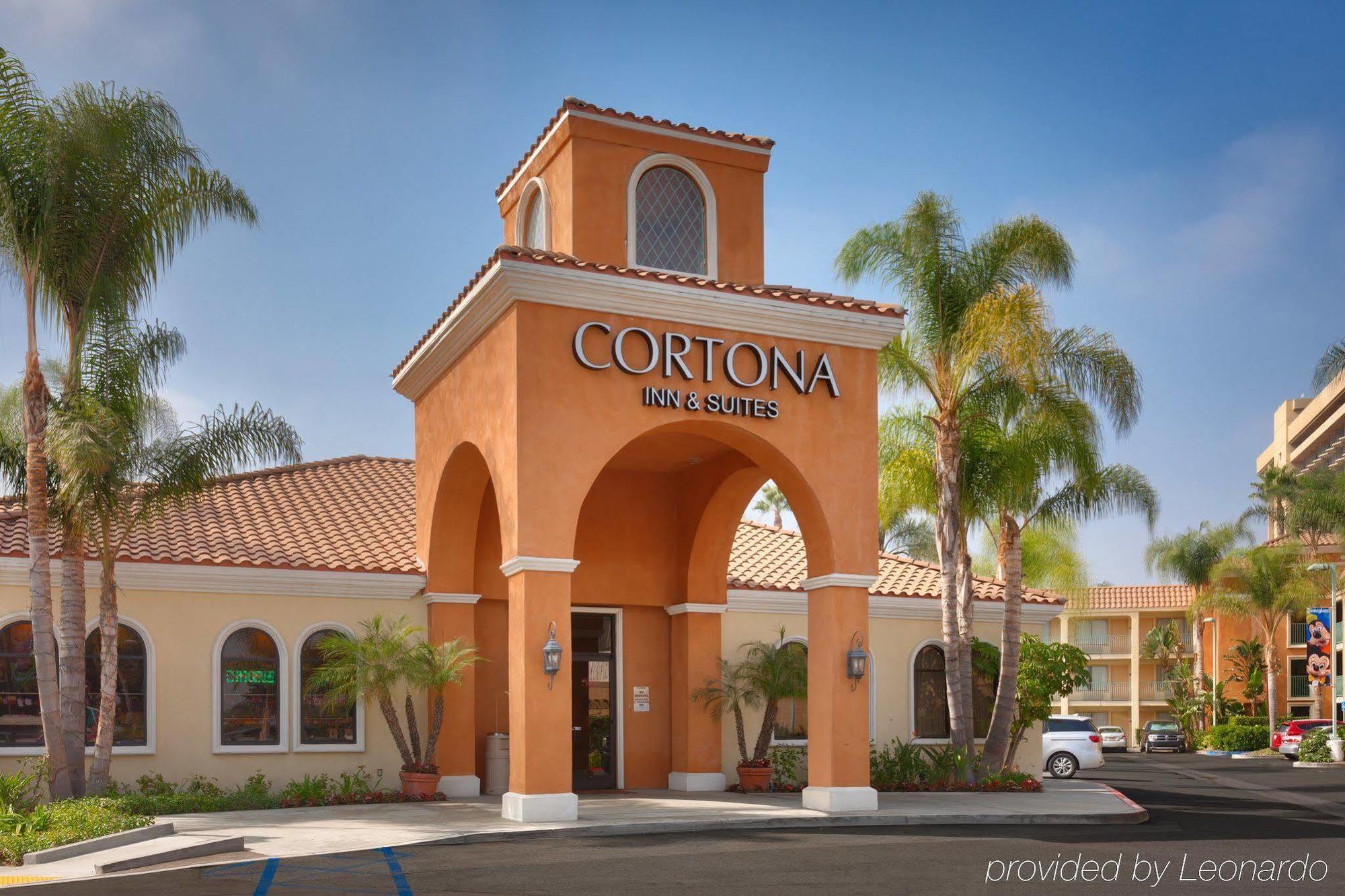 Cortona Inn And Suites Anaheim Resort Exteriör bild